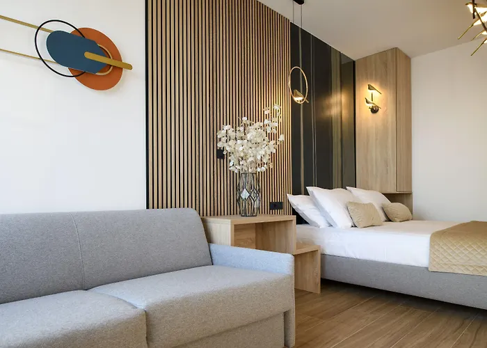 Via Mare Luxury سبليت