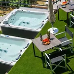 Pensionat Via Mare Luxury 4*