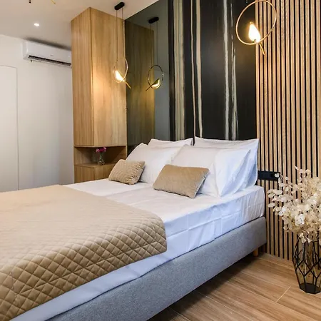 Via Mare Luxury Pensión Split