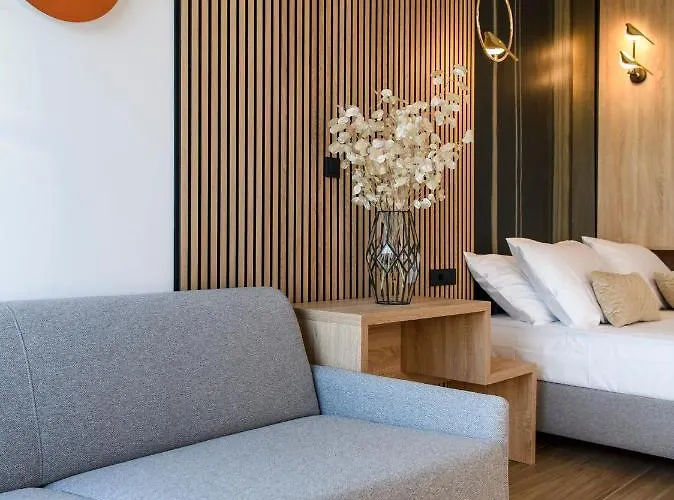 Via Mare Luxury Πανσιόν 4*