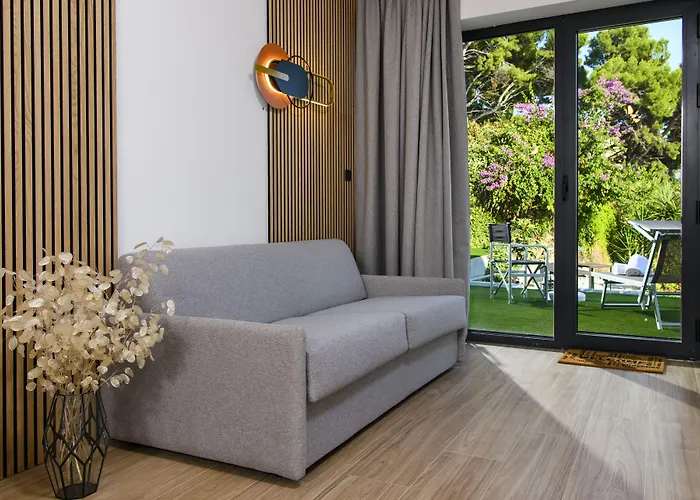 Via Mare Luxury Πανσιόν